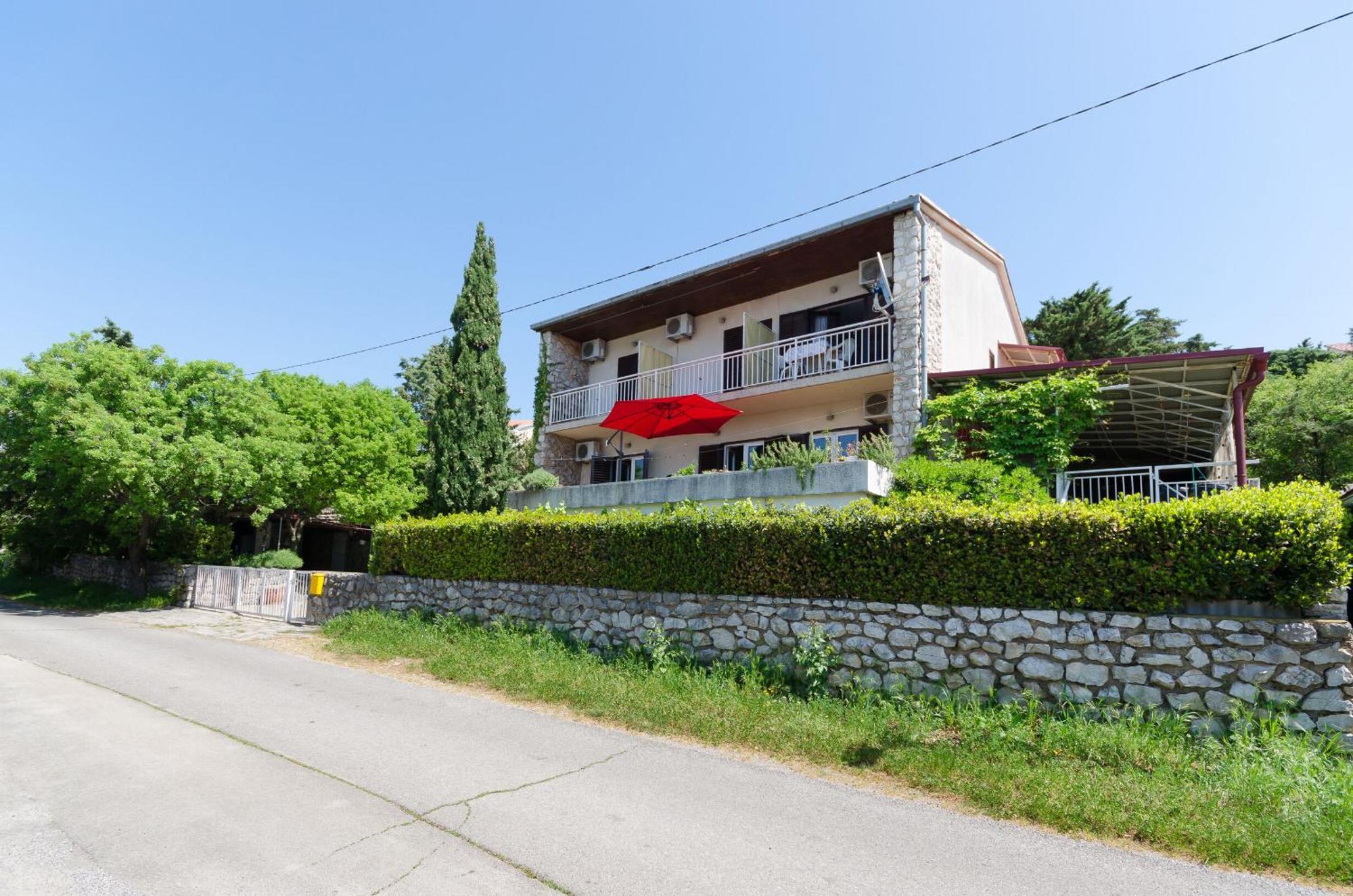 Apartments And Room Luka Klenovica Exterior photo